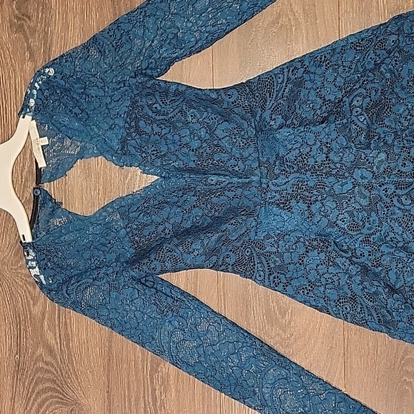 ❤️ NWOT! LOVERS + FRIENDS LACE EVE ROMPER, XS - Picture 5 of 14